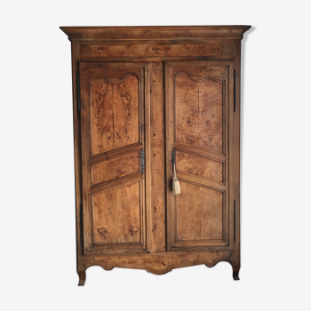 Armoire ancienne