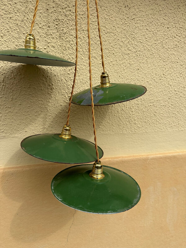 Lot 4 suspensions vintage indus ferme en tôle émaillée