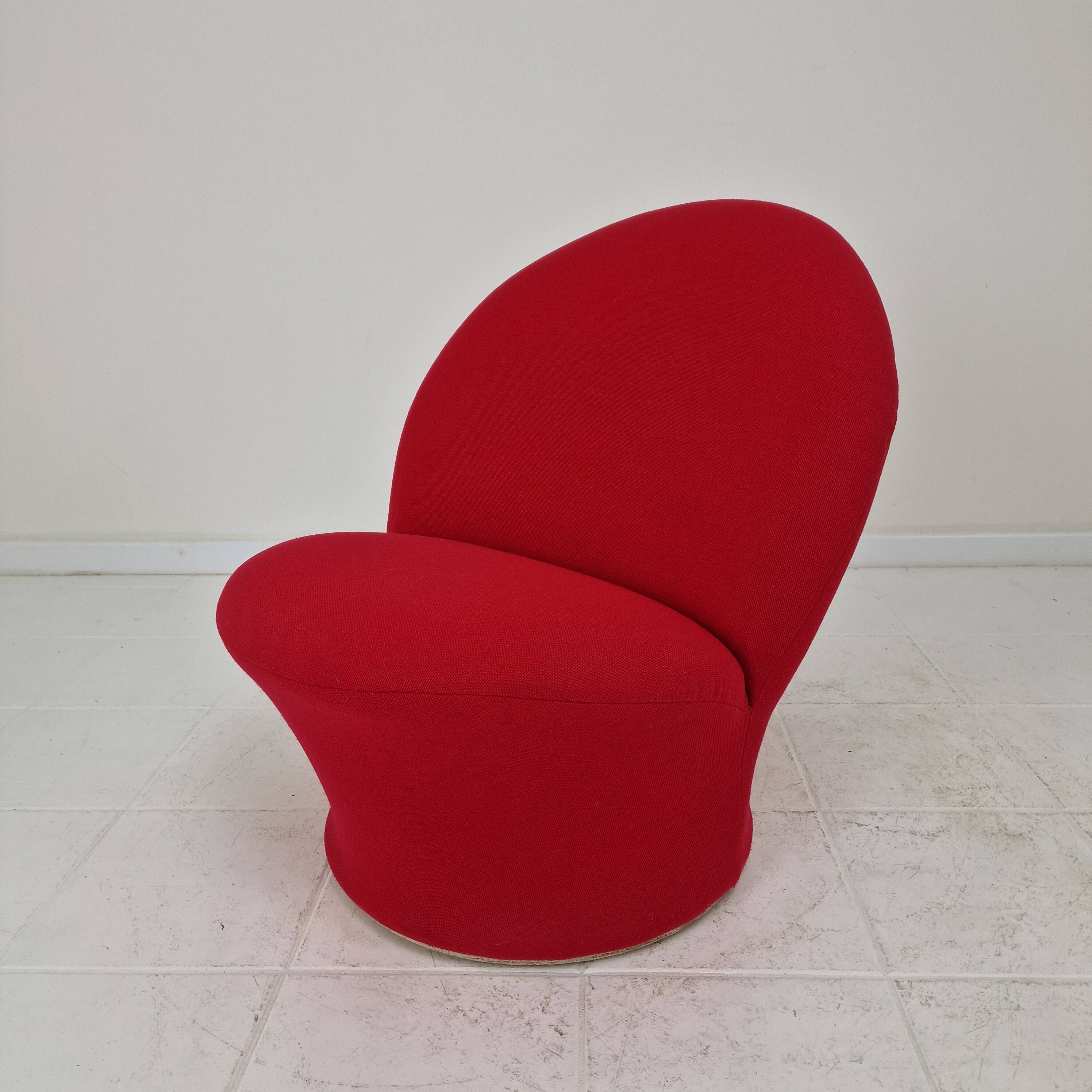 Artifort Model F572 Lounge Chair by Pierre Paulin 1967, Sculptural Masterpi