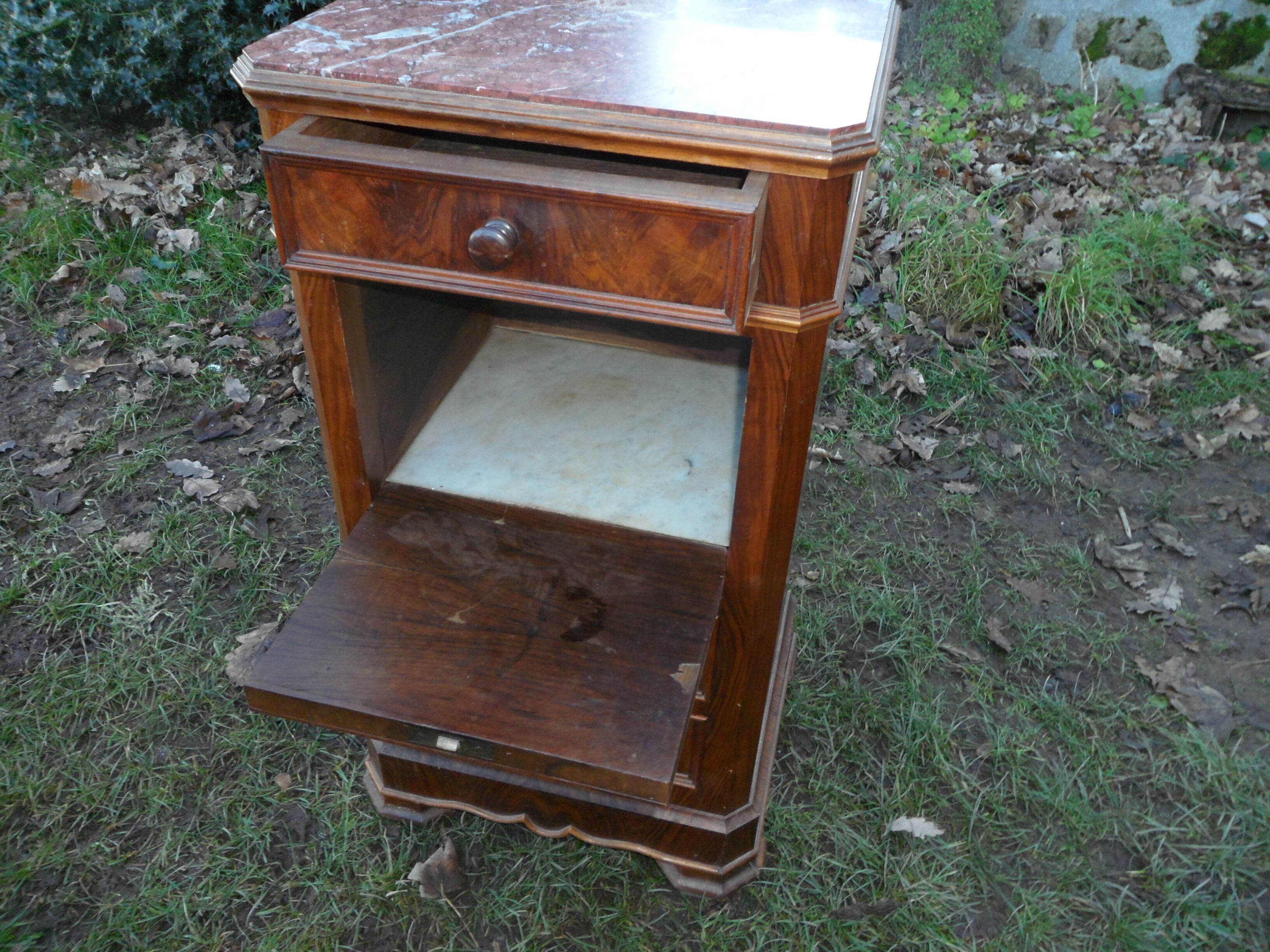 Commode
