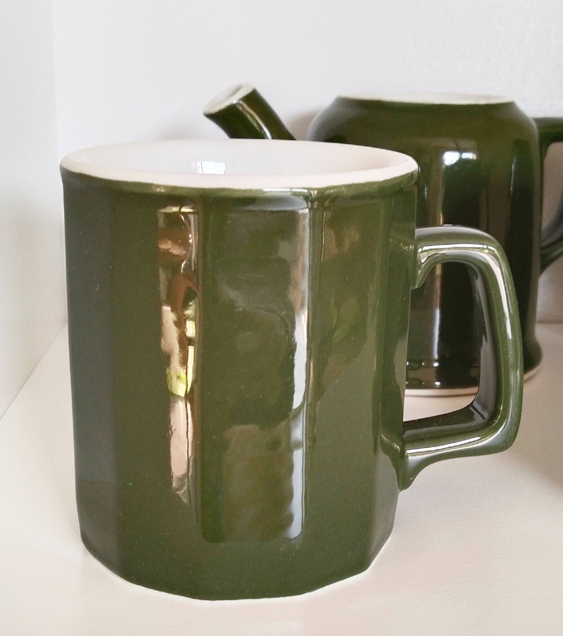 Bistro service, mugs, milk jug, green porcelain bistro coffee maker