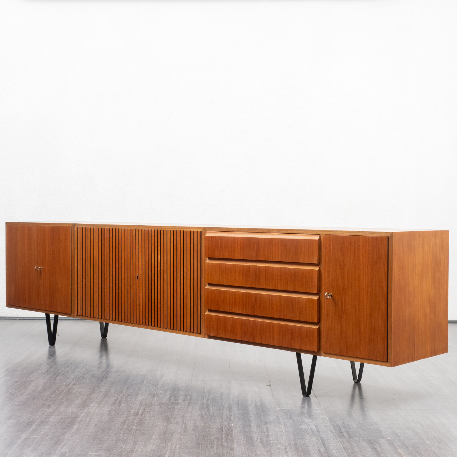Very large enfilade, 60s, teak, restored, 293cm