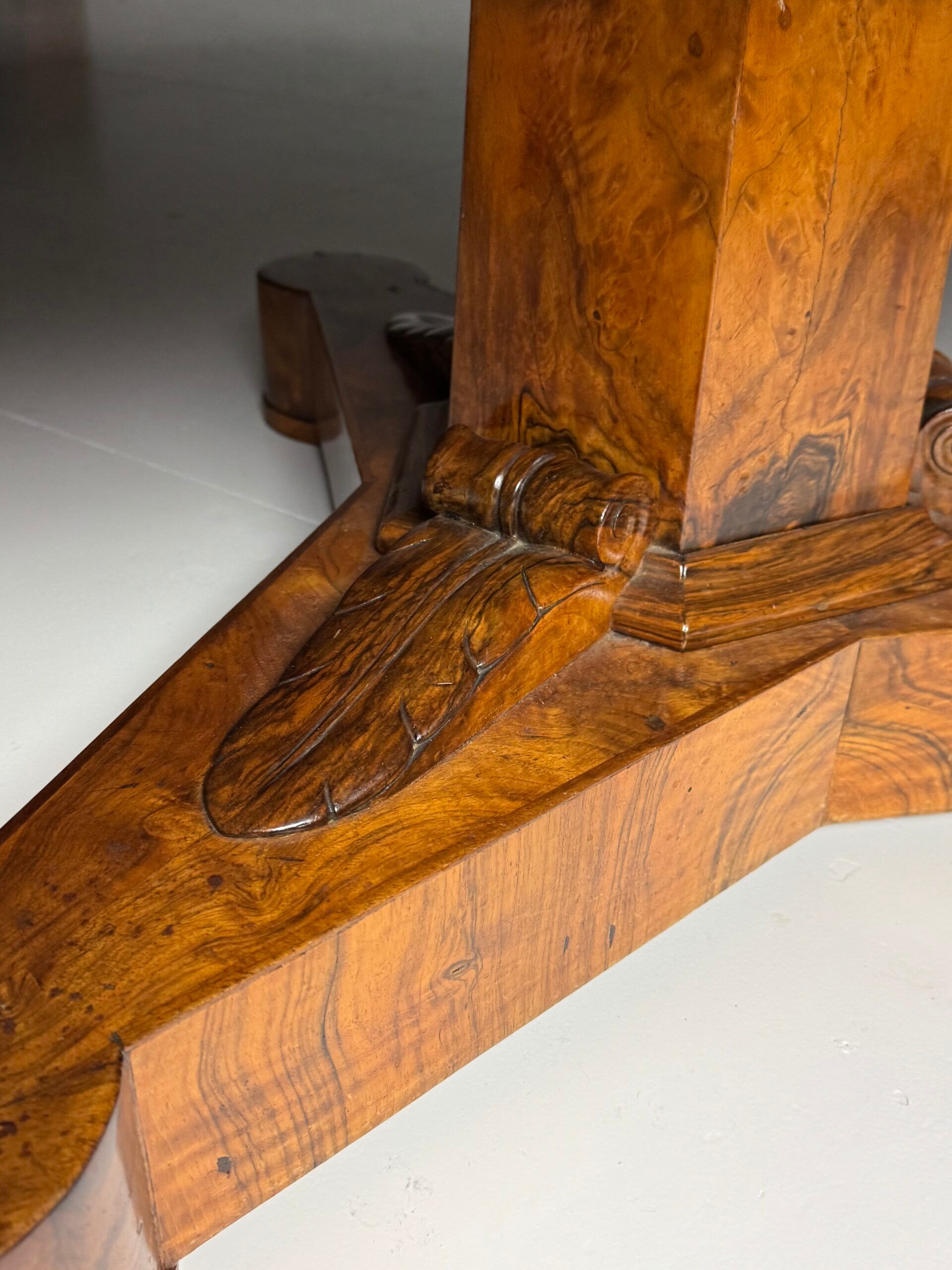 Biedermeier centre table 19th century