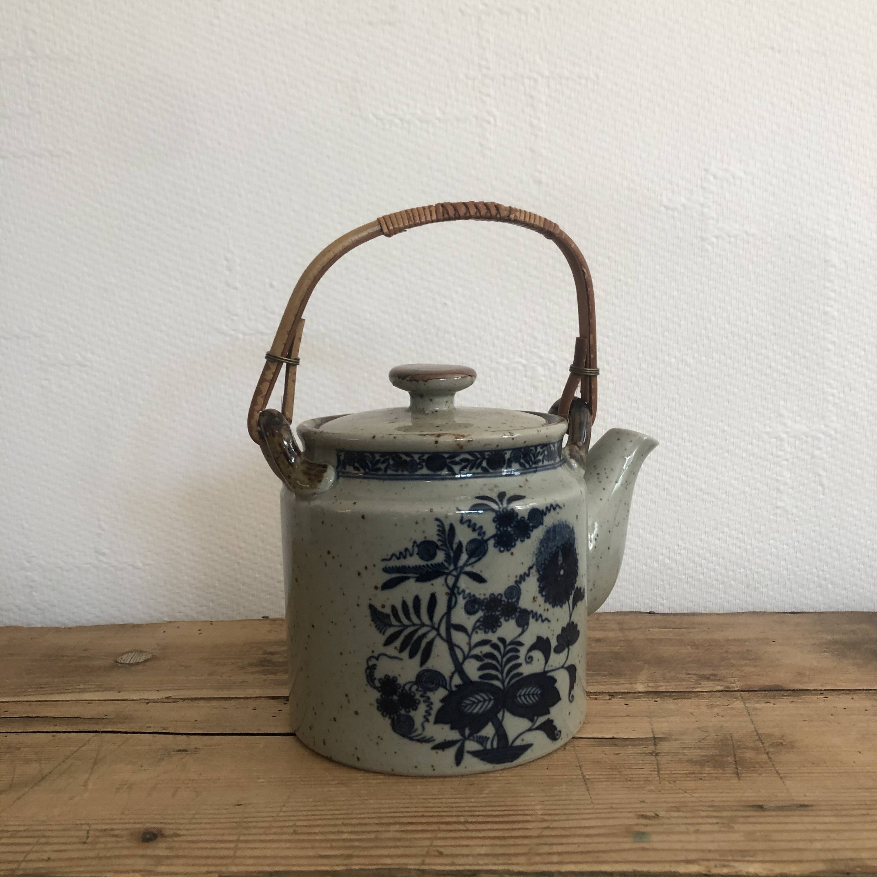Tea-pot