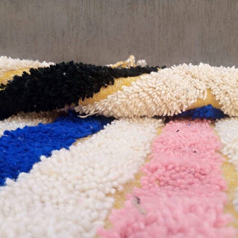 Traditional handmade pure wool rug, size 150 x 250 cm