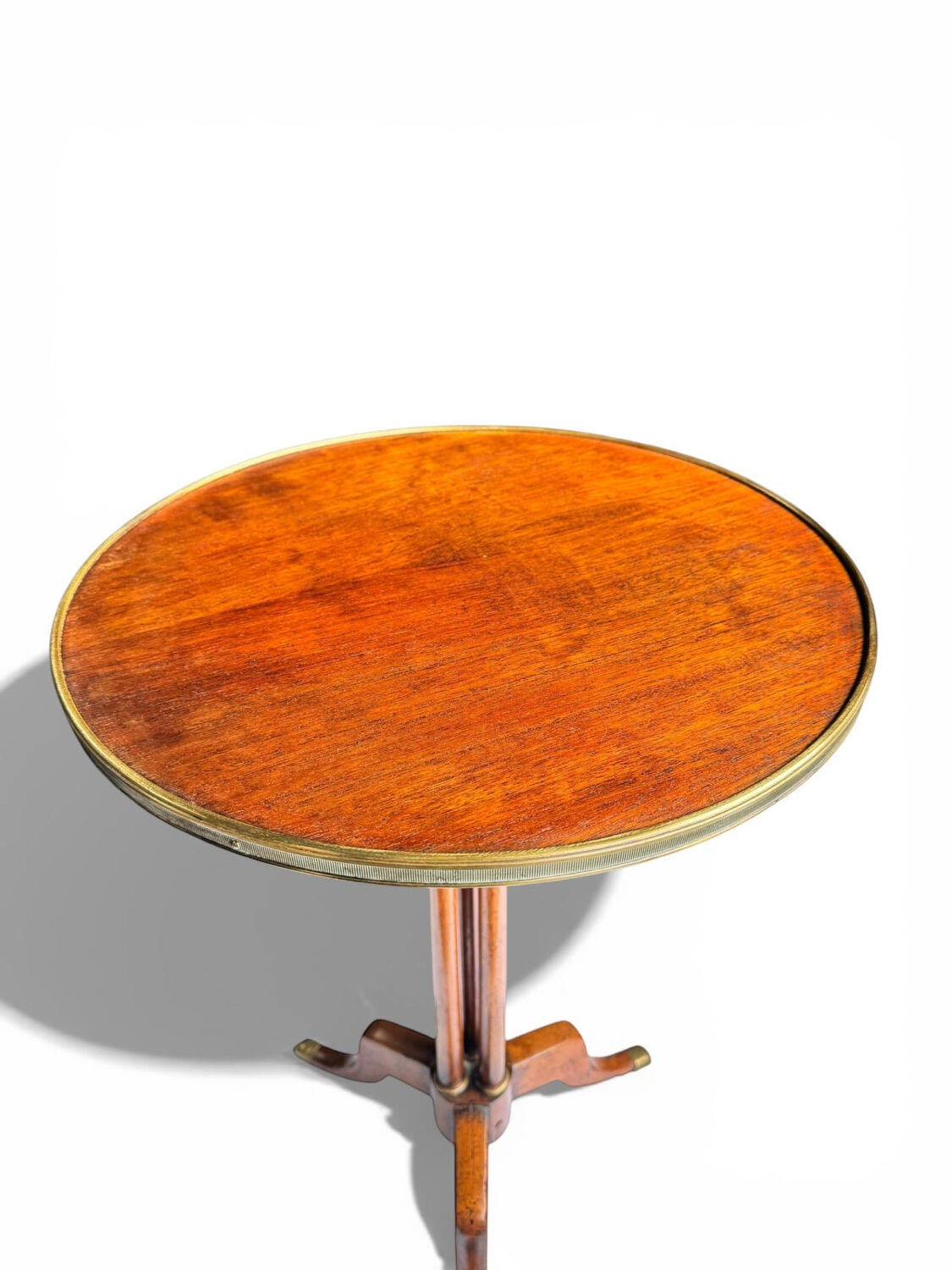 Side table / guéridon from the 19th century, tripod base "crowned dragon"