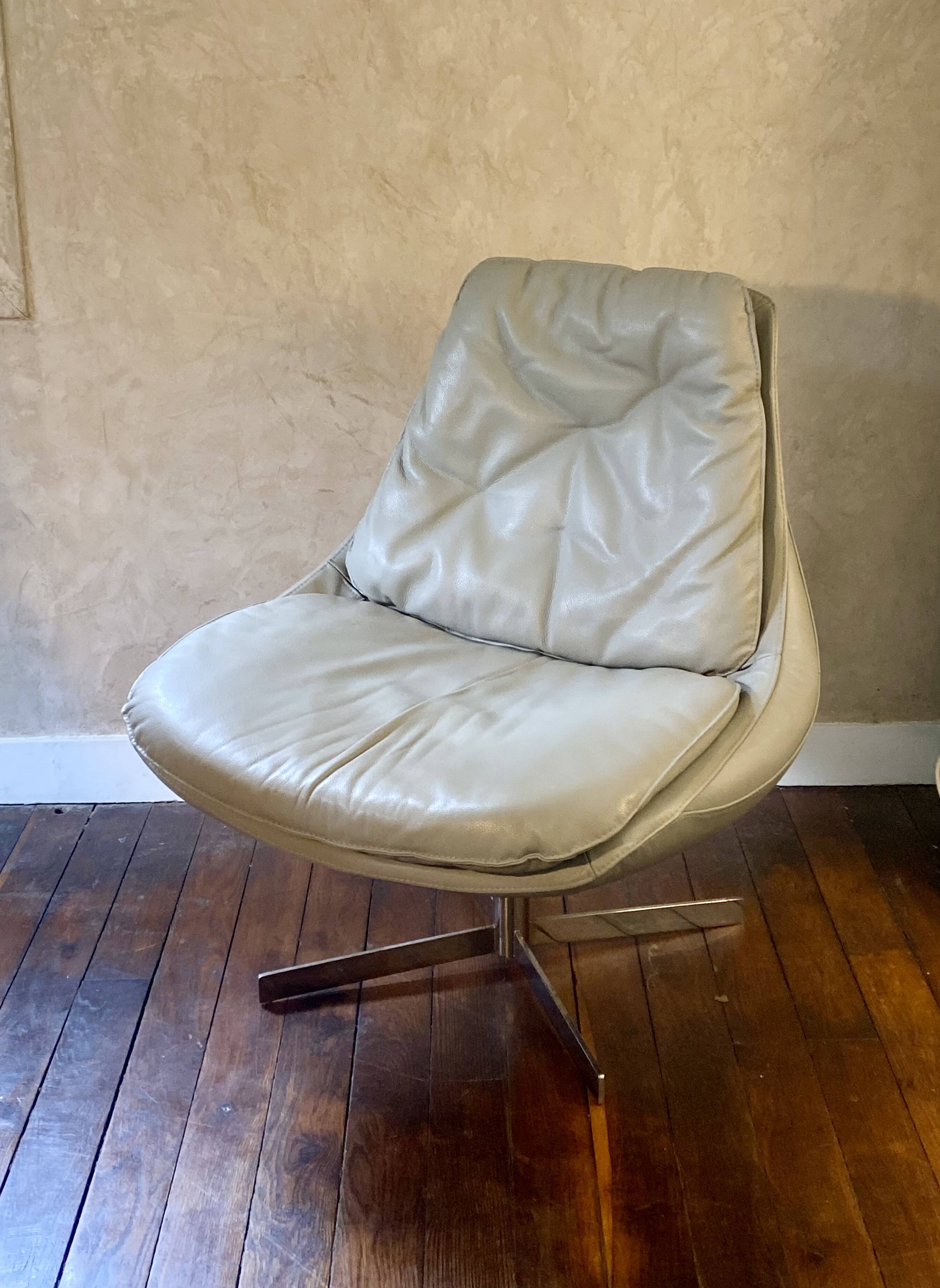 Fauteuil design vintage daya bontempi italie.