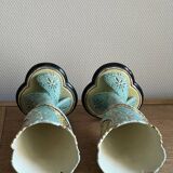 Paire de vases barbotine anciens