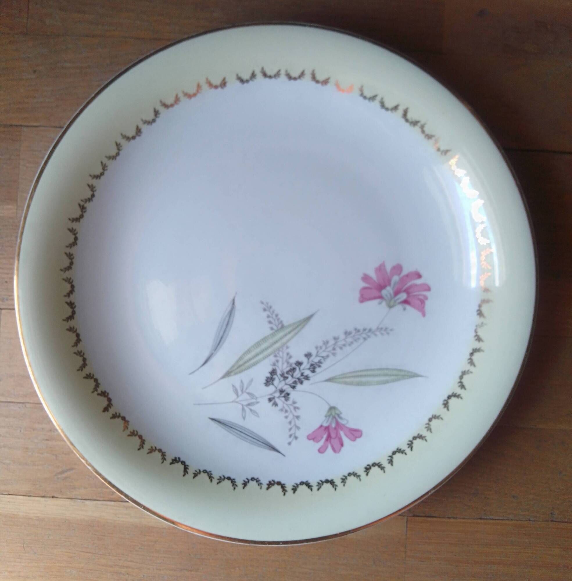 Sarreguemines cake dish