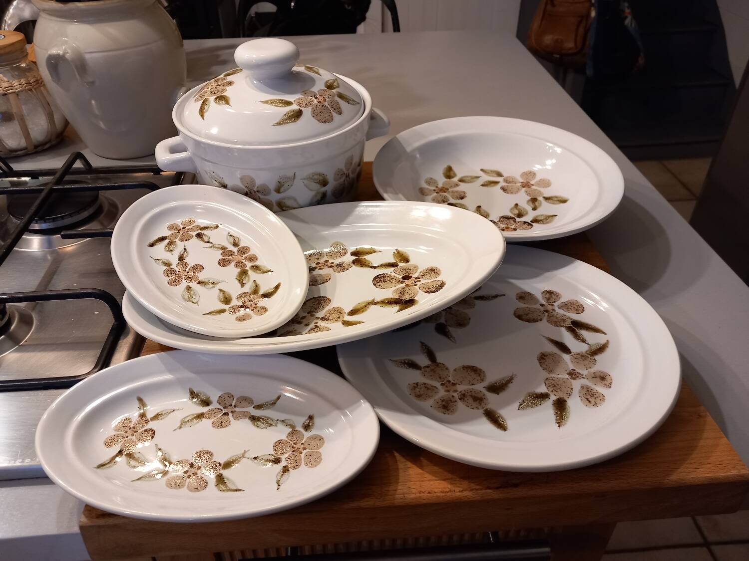 Saint Amand earthenware dishes and tureen set