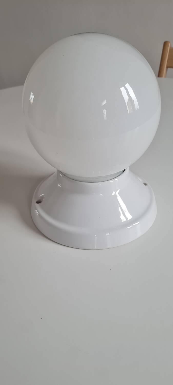 Opaline glass and ceramic wall light