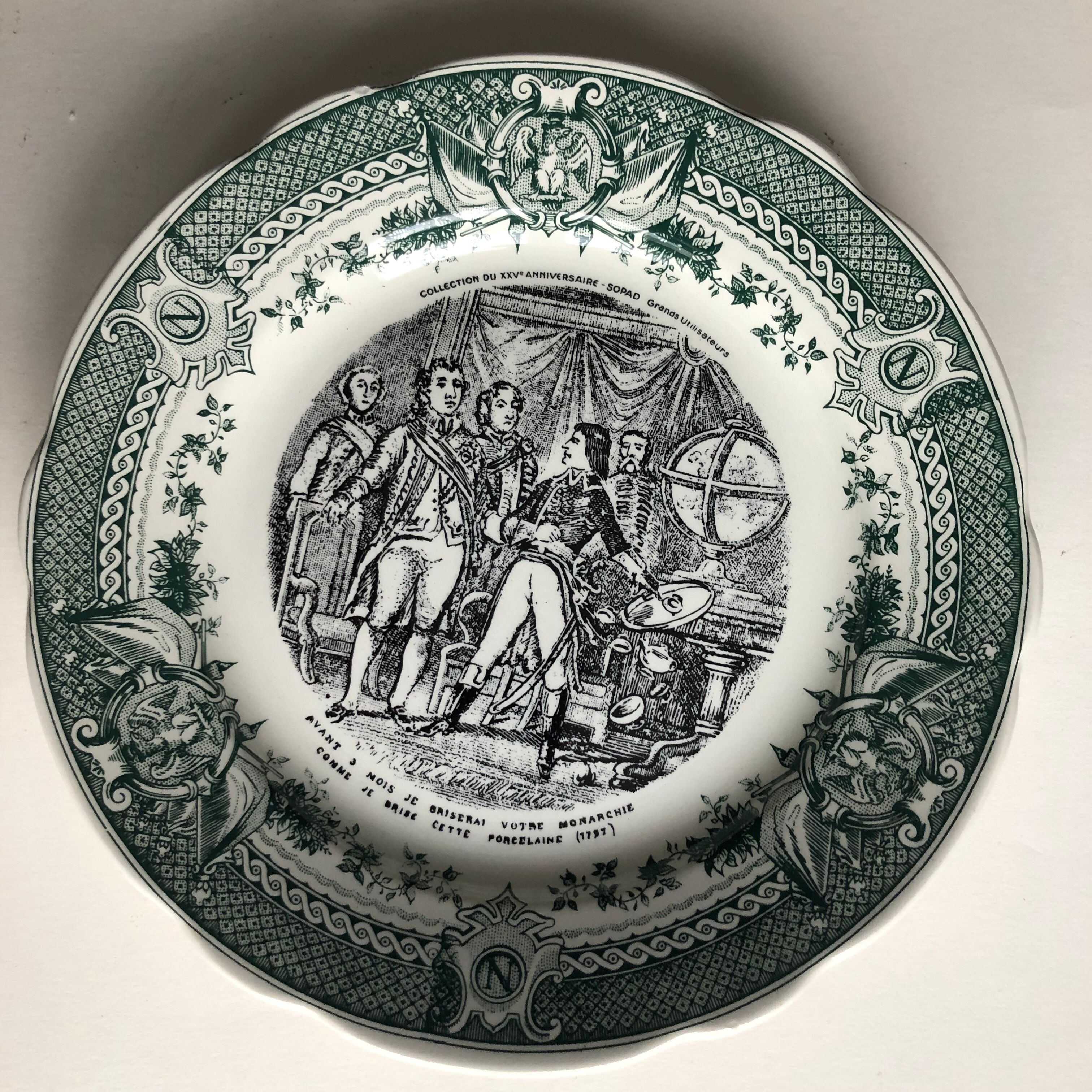 6 dessert plates in Sarreguemines earthenware Napoleon collection