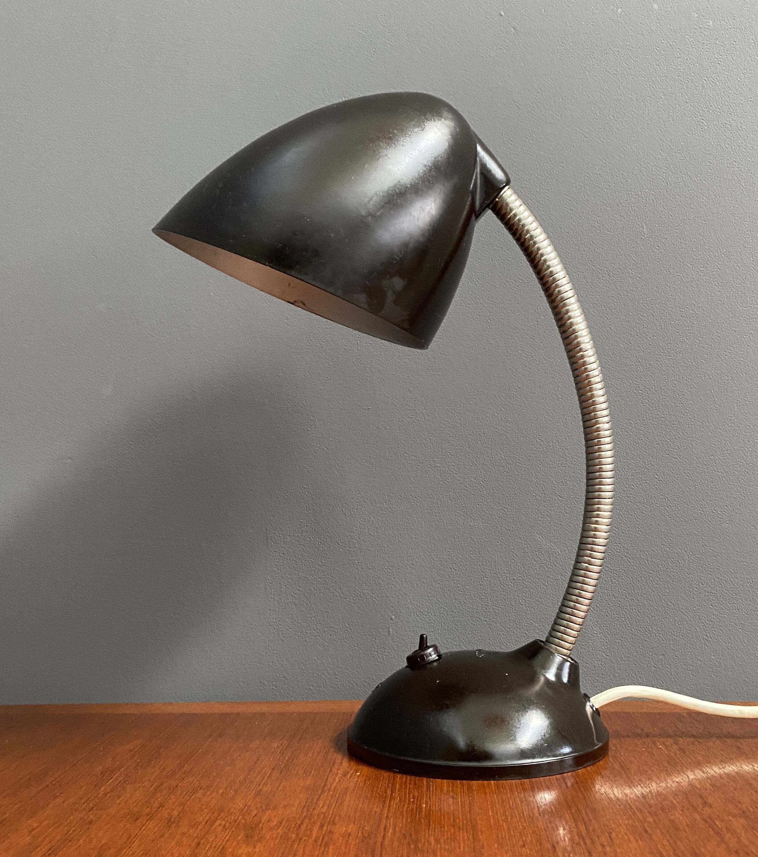 Bakelite table lamp by Eric Kirkman Cole model 11105 1960s