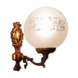Wall sconce