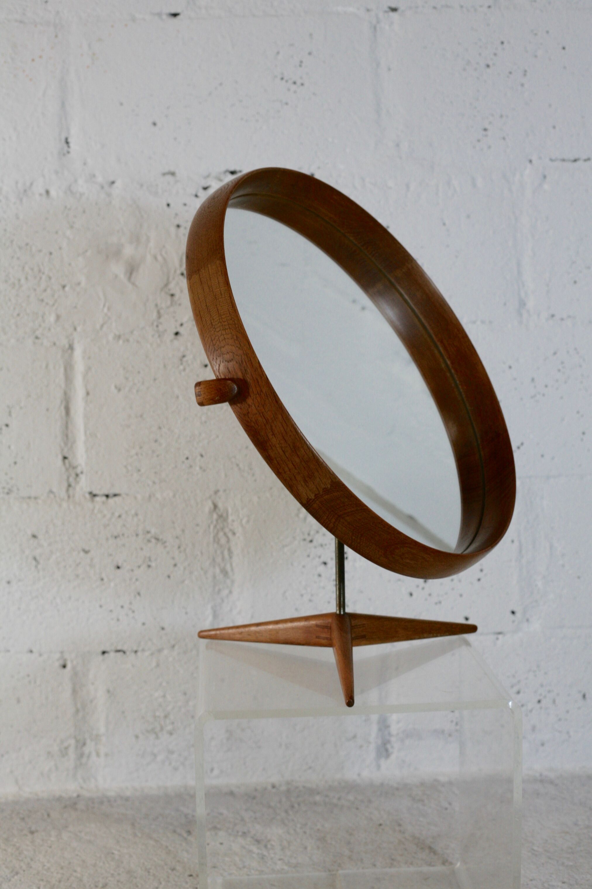 Mirror by Uno and Osten Kristiansson edition Luxus Sweden circa 1960 49x52cm