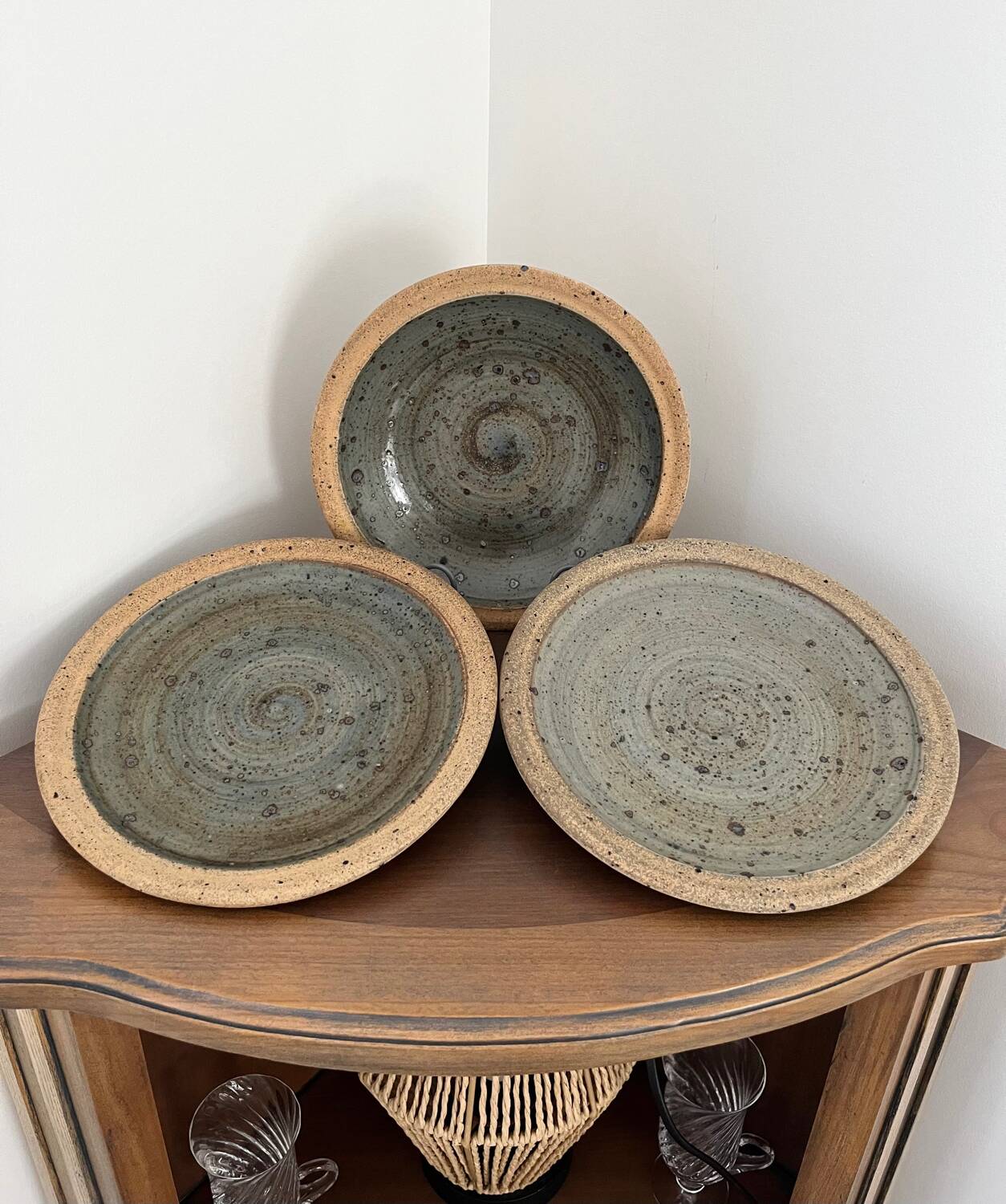 Set of stoneware plates signed by Pierre Digan – La Borne