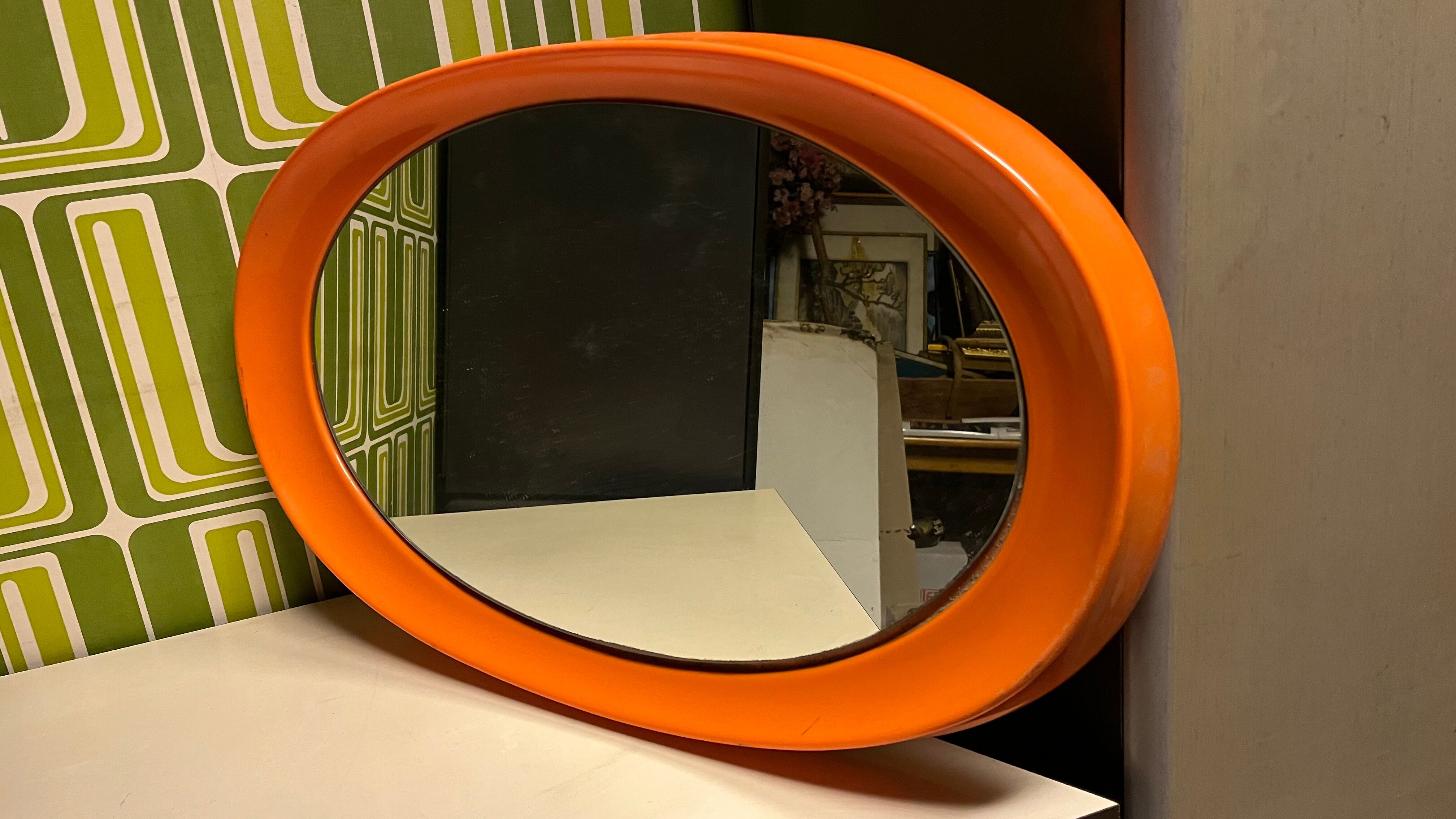 Miroir ovale orange