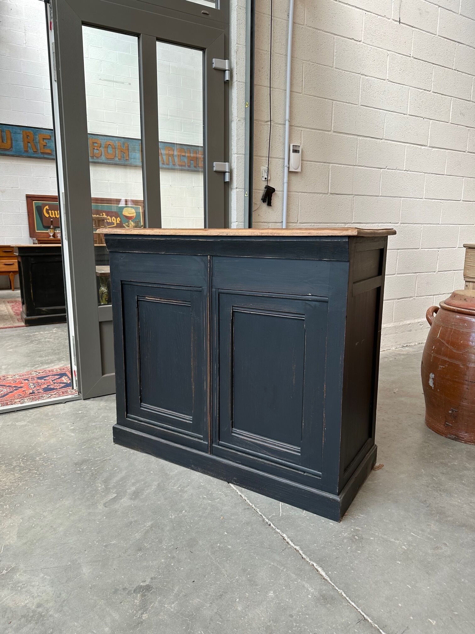 Small patinated countertop