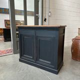 Small patinated countertop