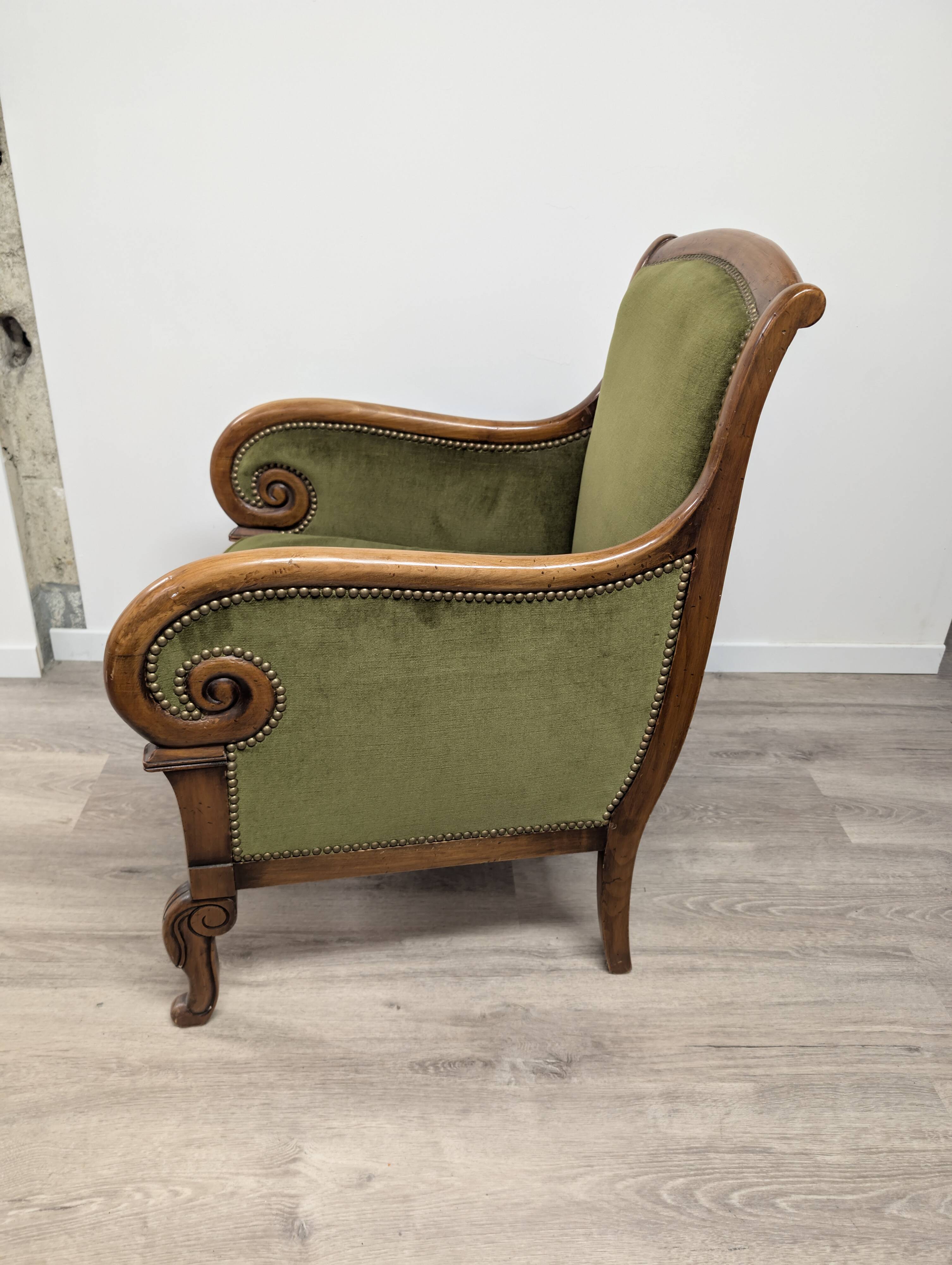 Restoration-style rolled-arm bergere