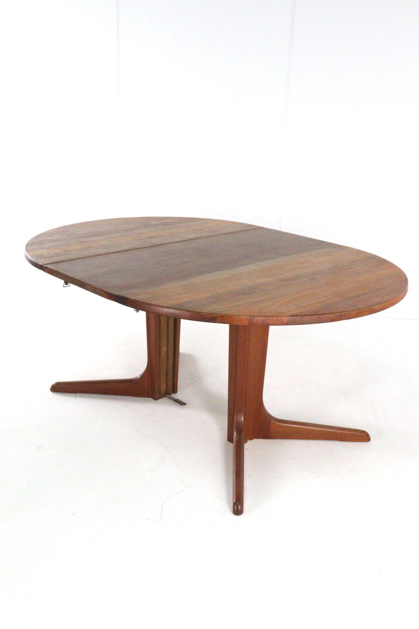 Round extendable teak dining table vintage - danish design