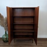 Armoire vintage