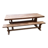 Farmhouse table and its 2 benches