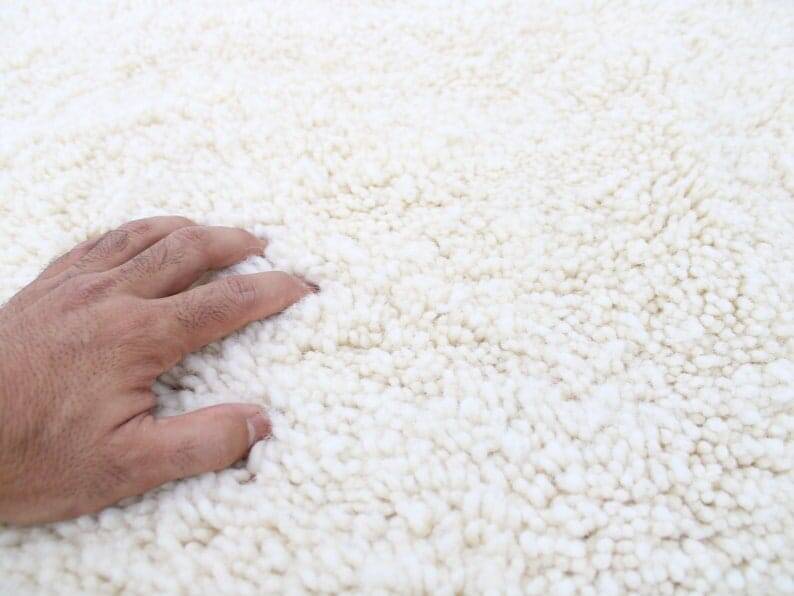 Tapis berbère beni ouraine taille 150 x 250 cm