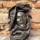 Masque vintage visage de femme en cuir