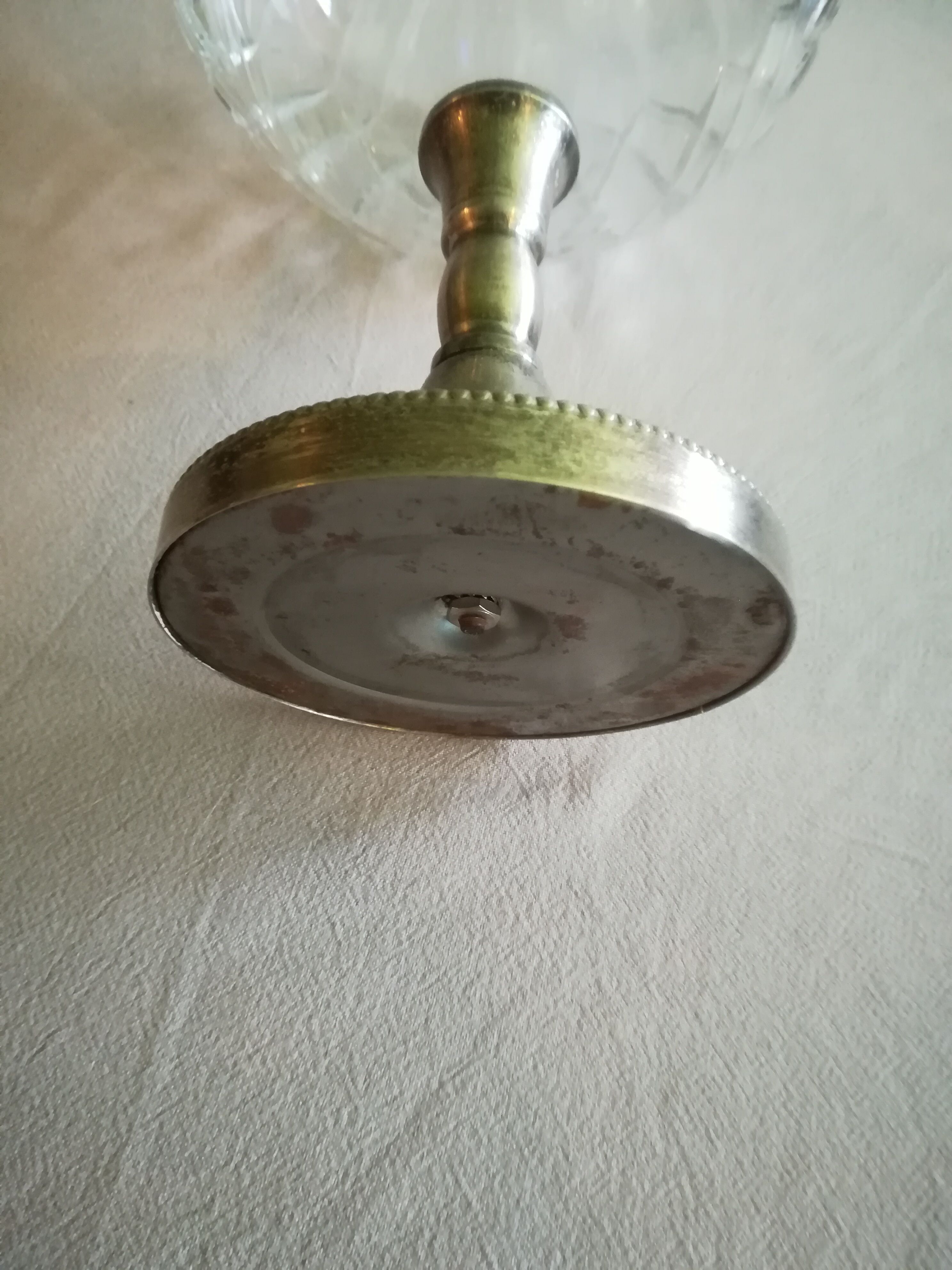 Chiseled crystal fountain