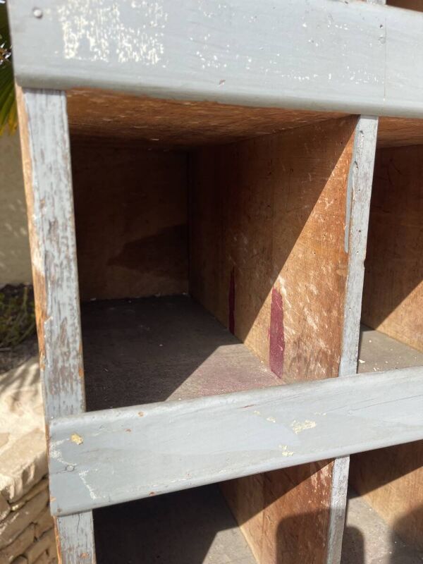 Meuble de métier à casiers / meuble d’atelier