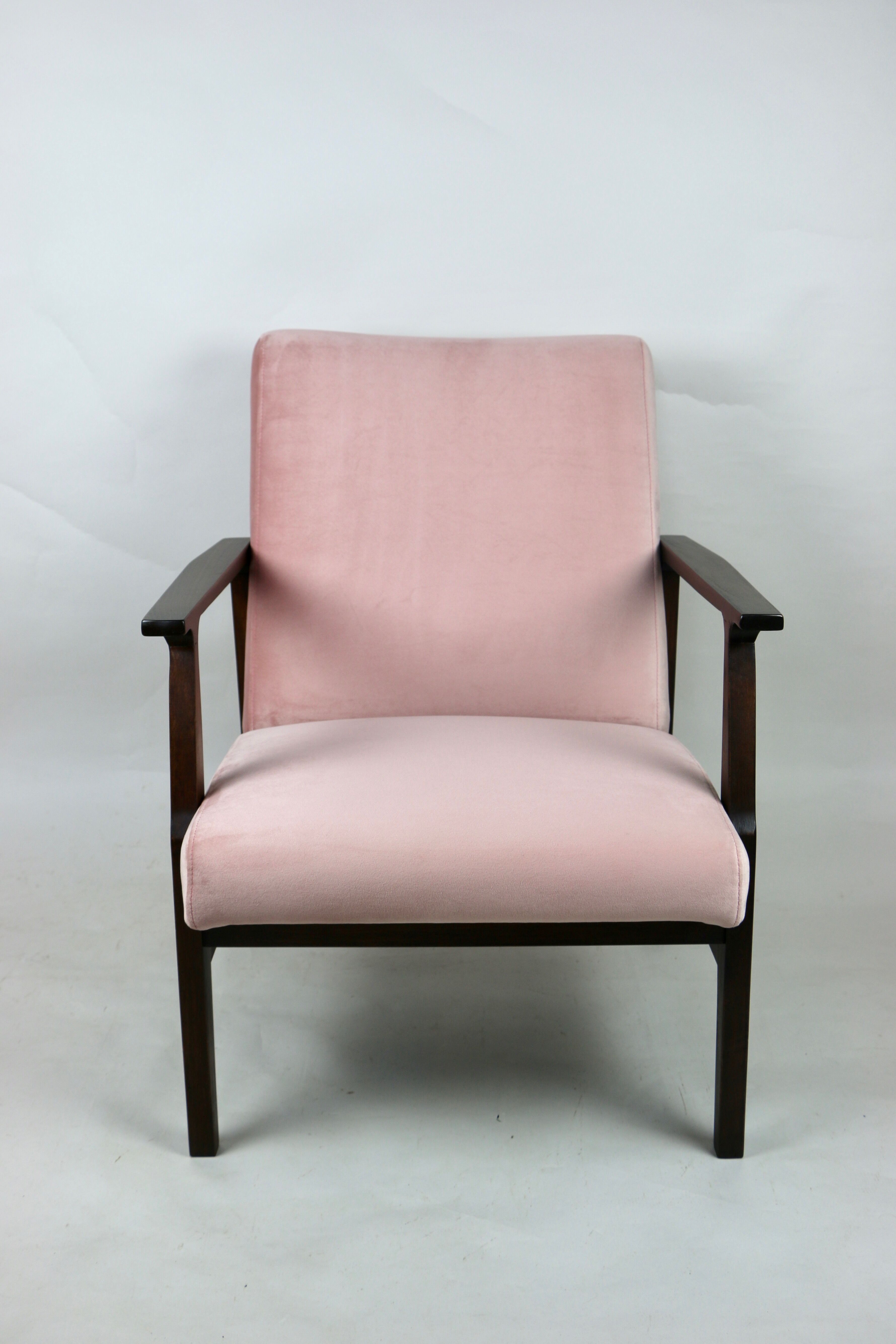 Fauteuil en velours rose années 1970