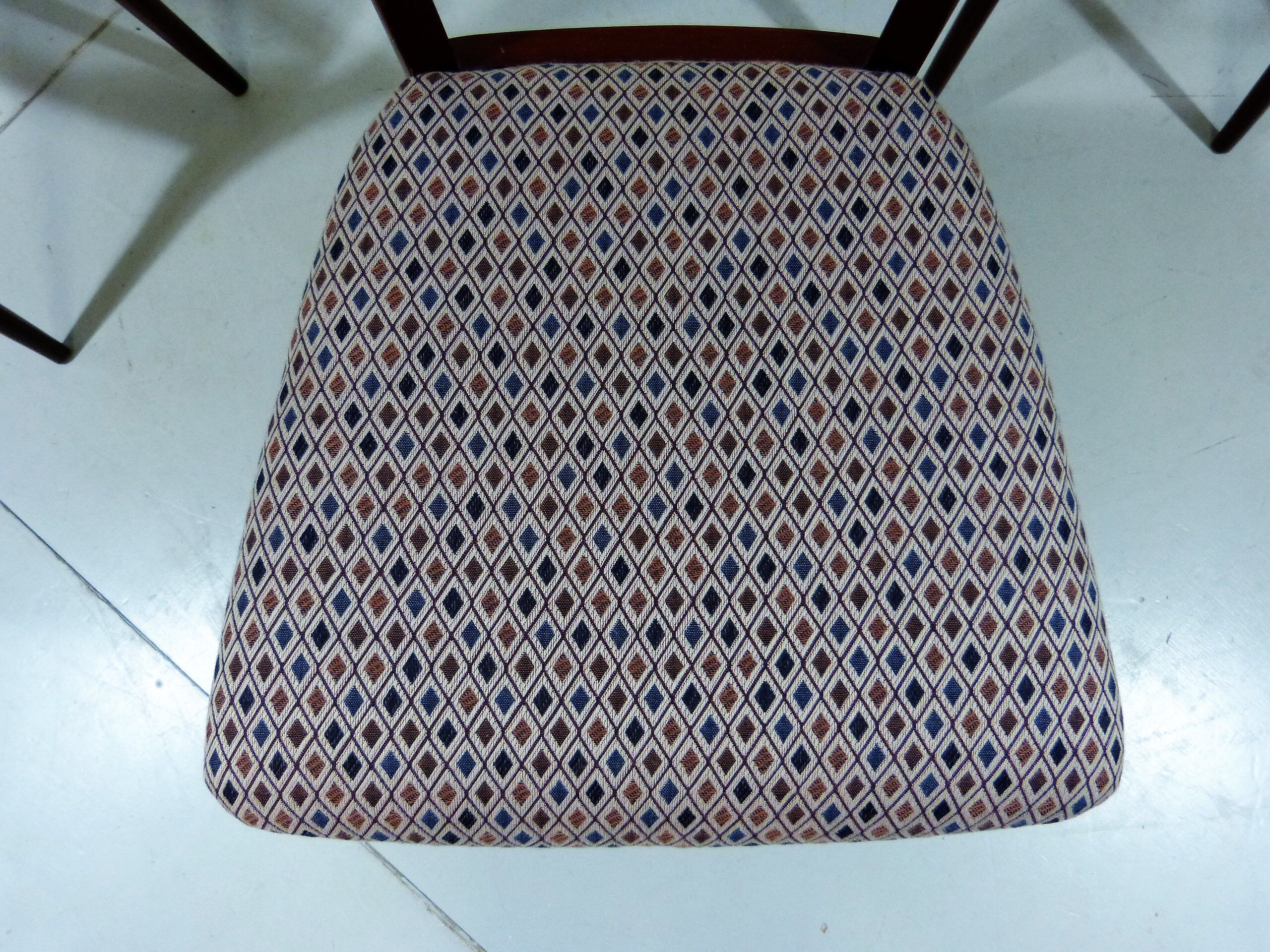 Set of 4 dining chairs, Italy