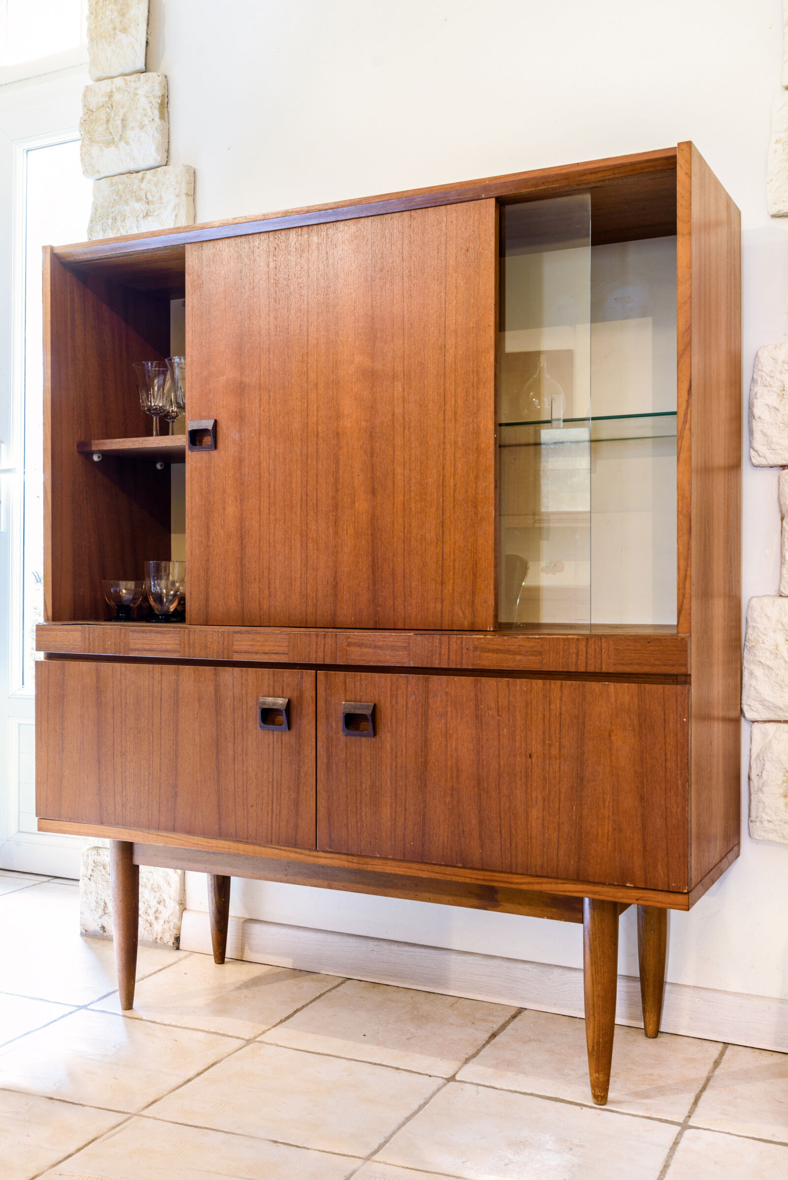 Petit meuble haut année 60