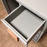 Child desk