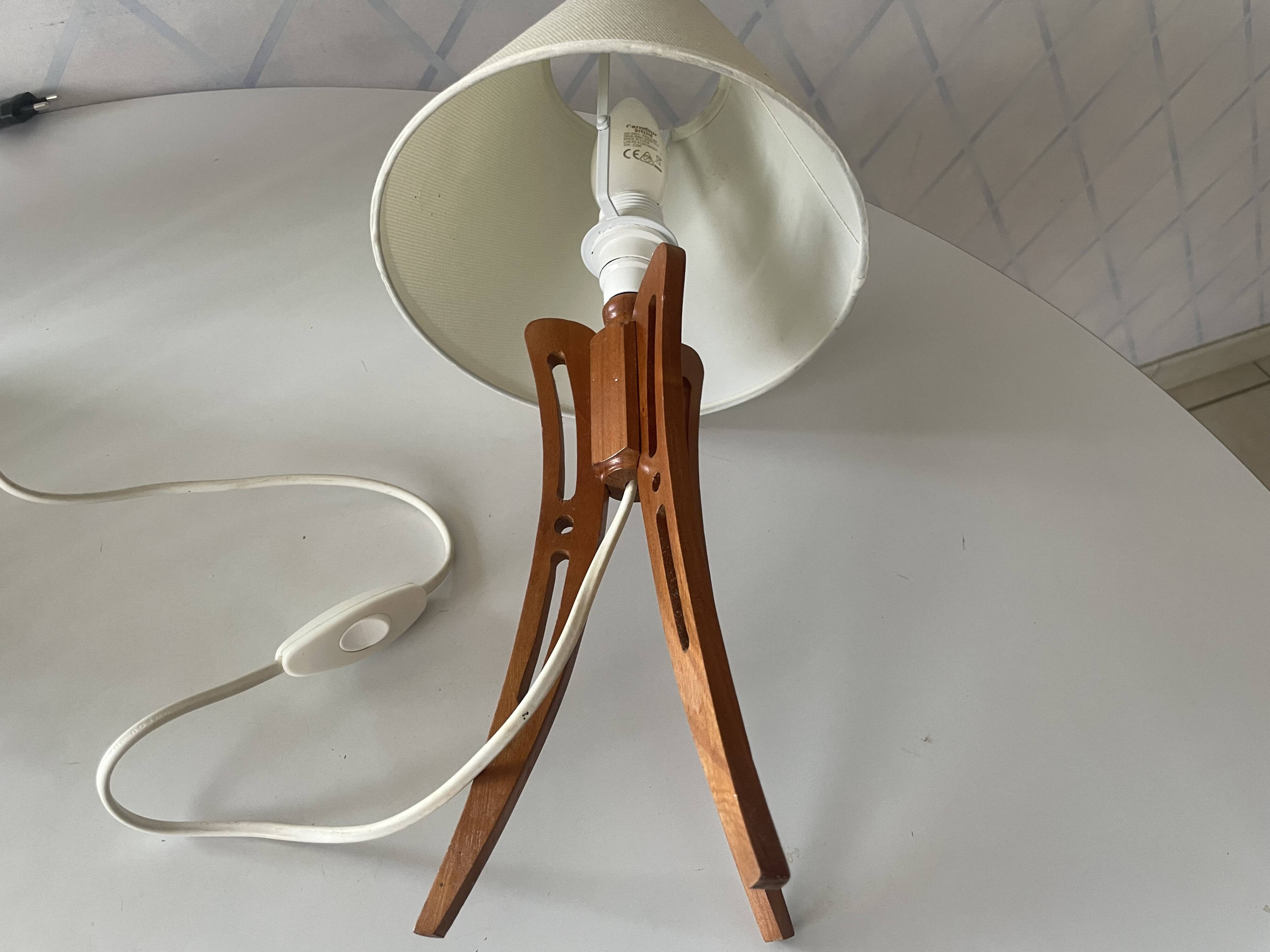 Lampe de table scandinave
