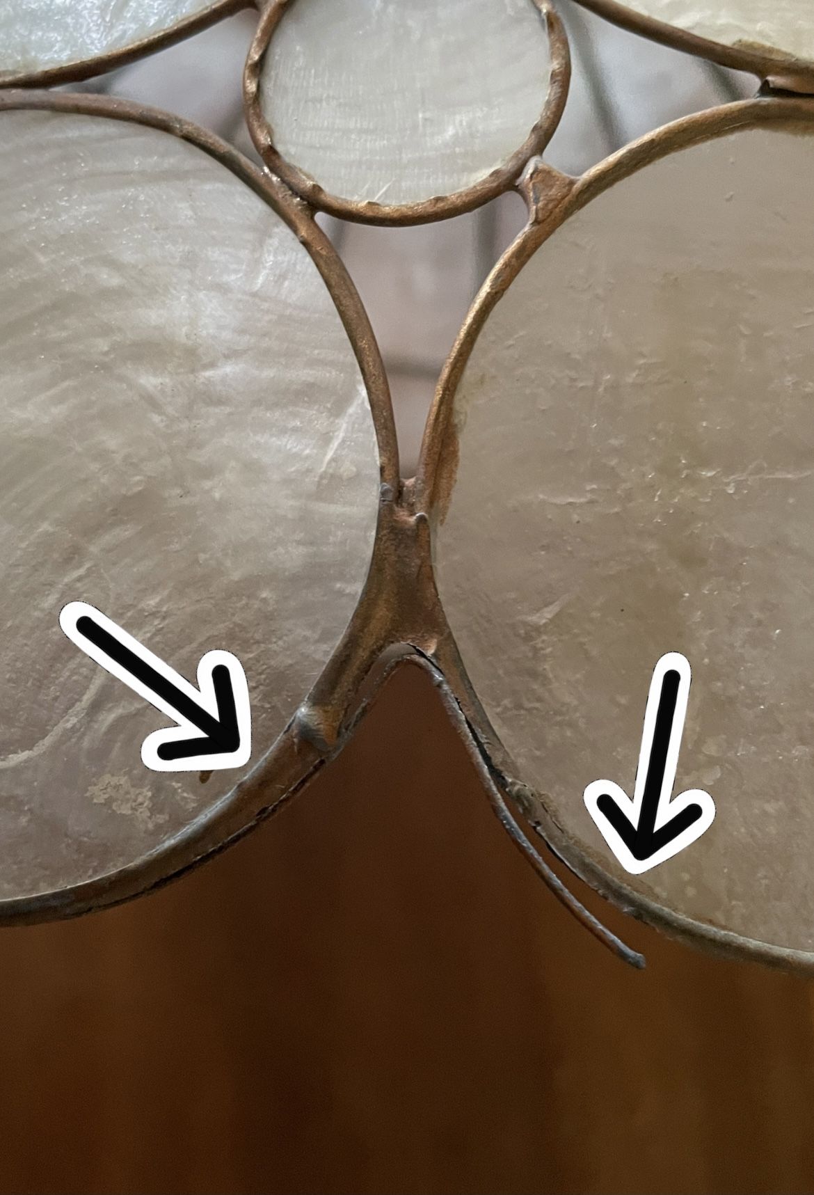 Suspension en nacre et laiton années 60/70