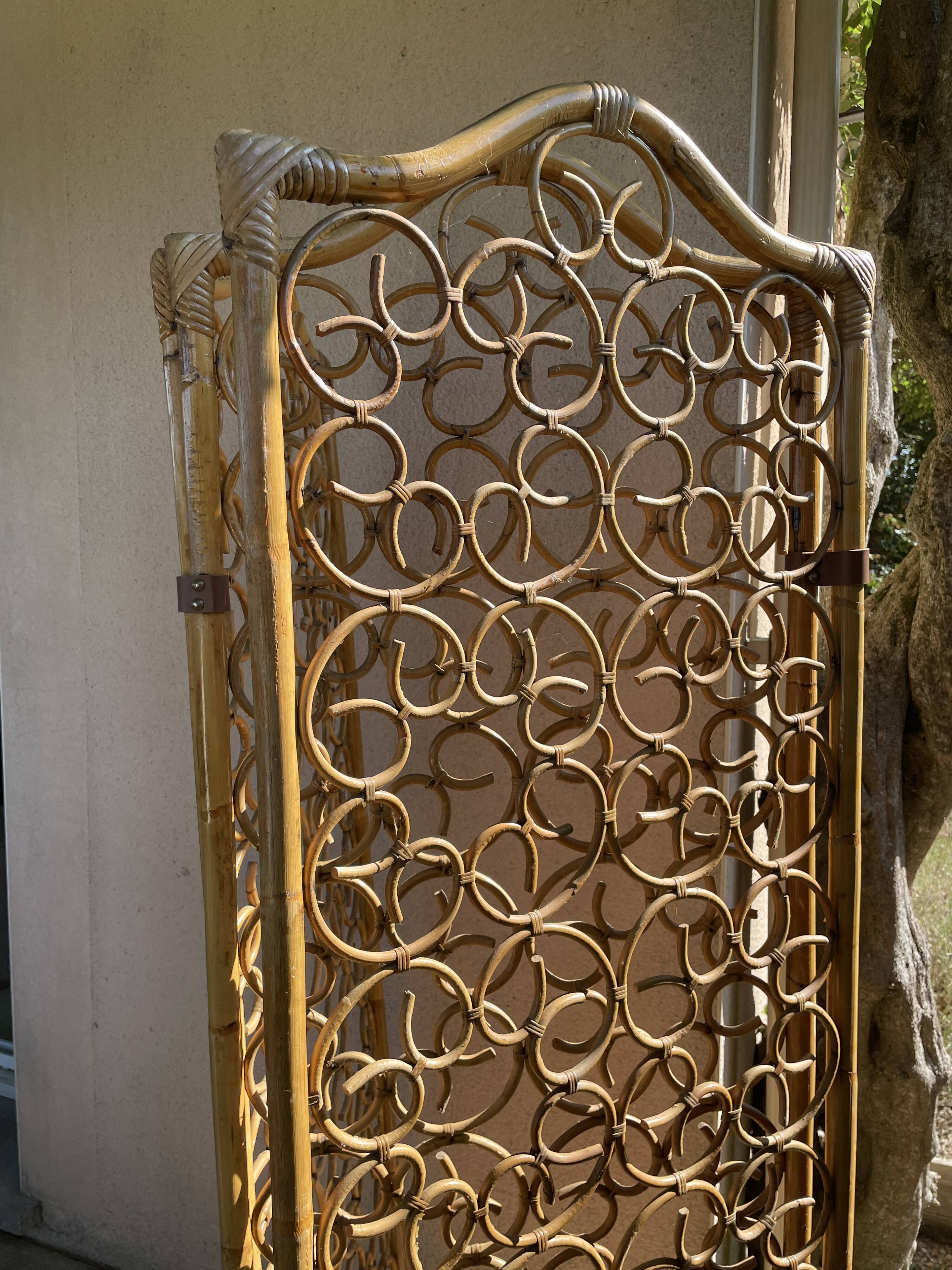Vintage screen