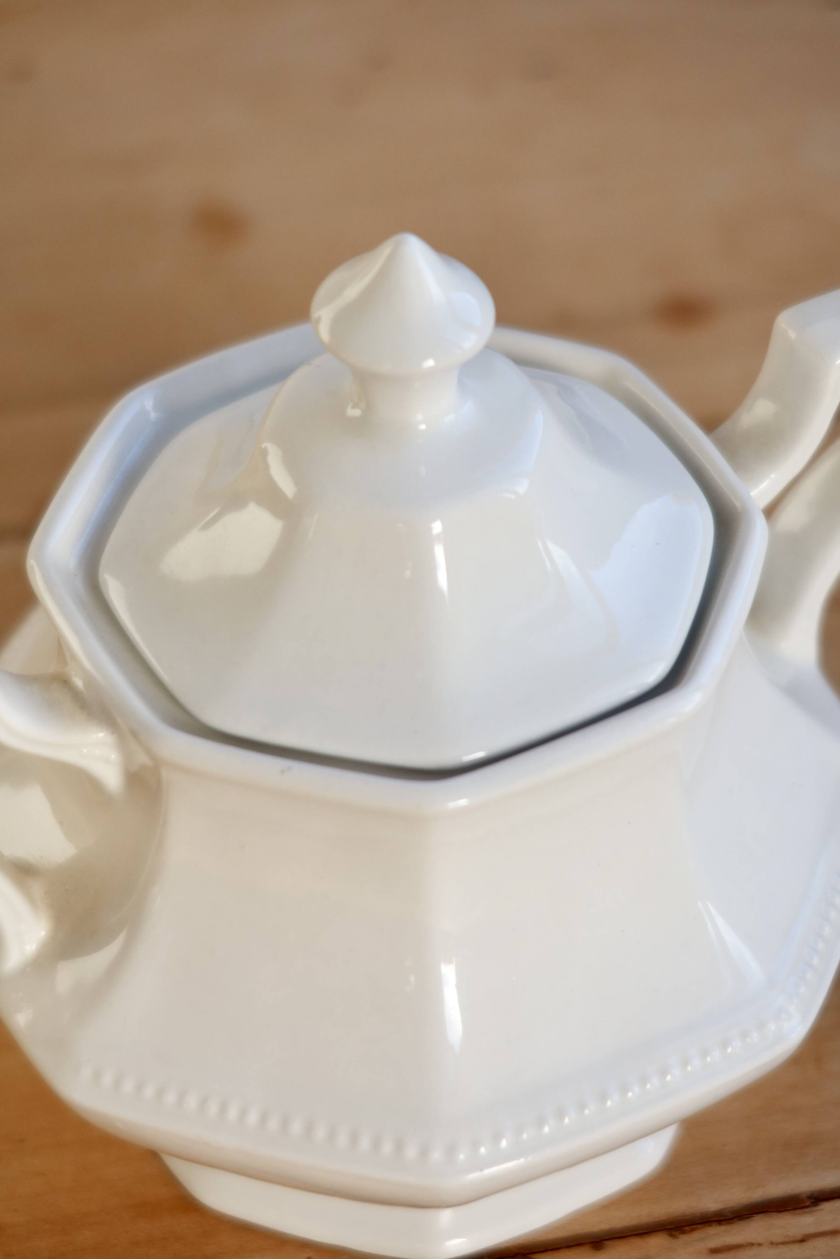 Vintage sugar bowl Johnson Brothers Pearl pattern porcelain