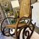 Fauteuil à bascule en bois