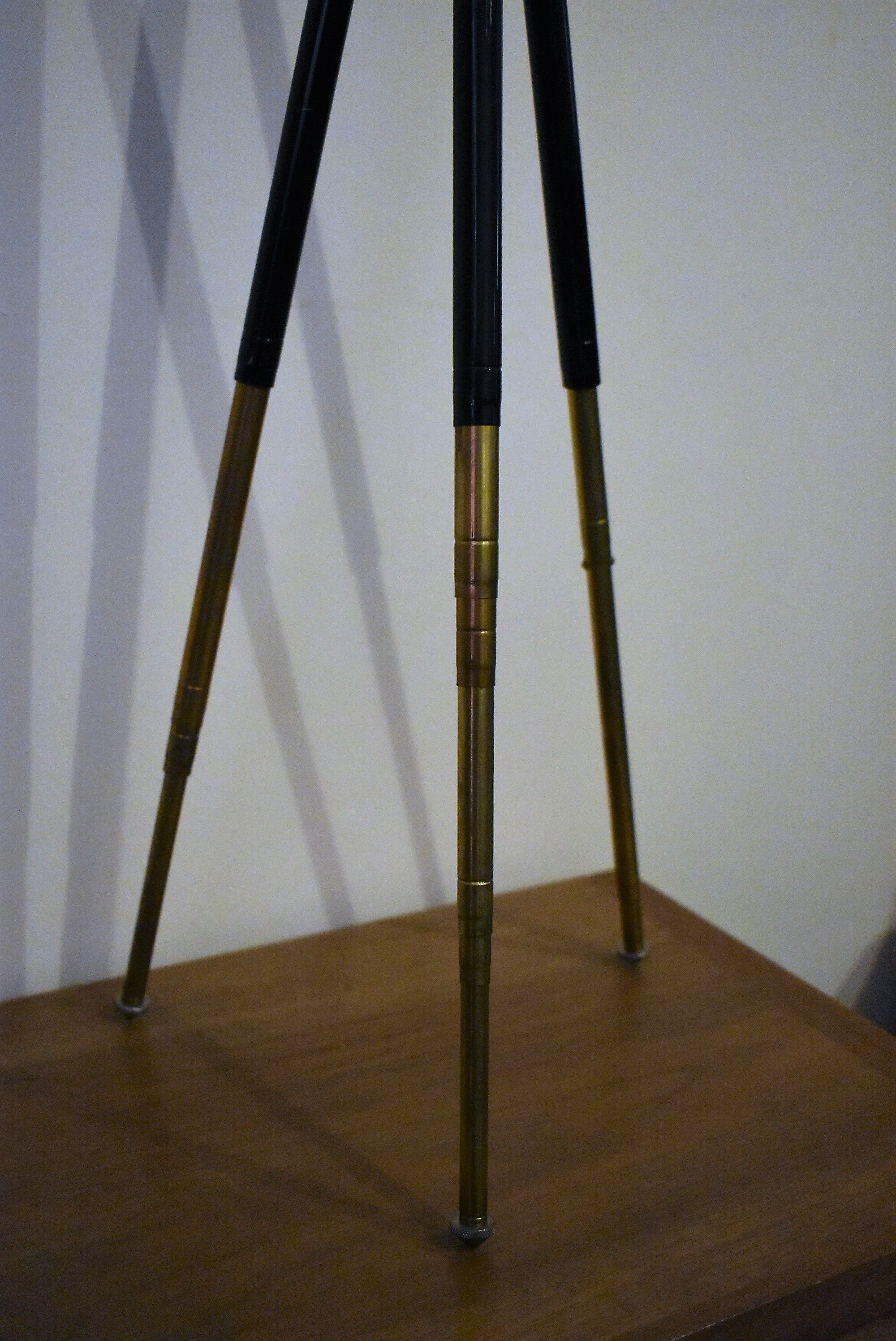 Camera bellows pontiac with his tripods