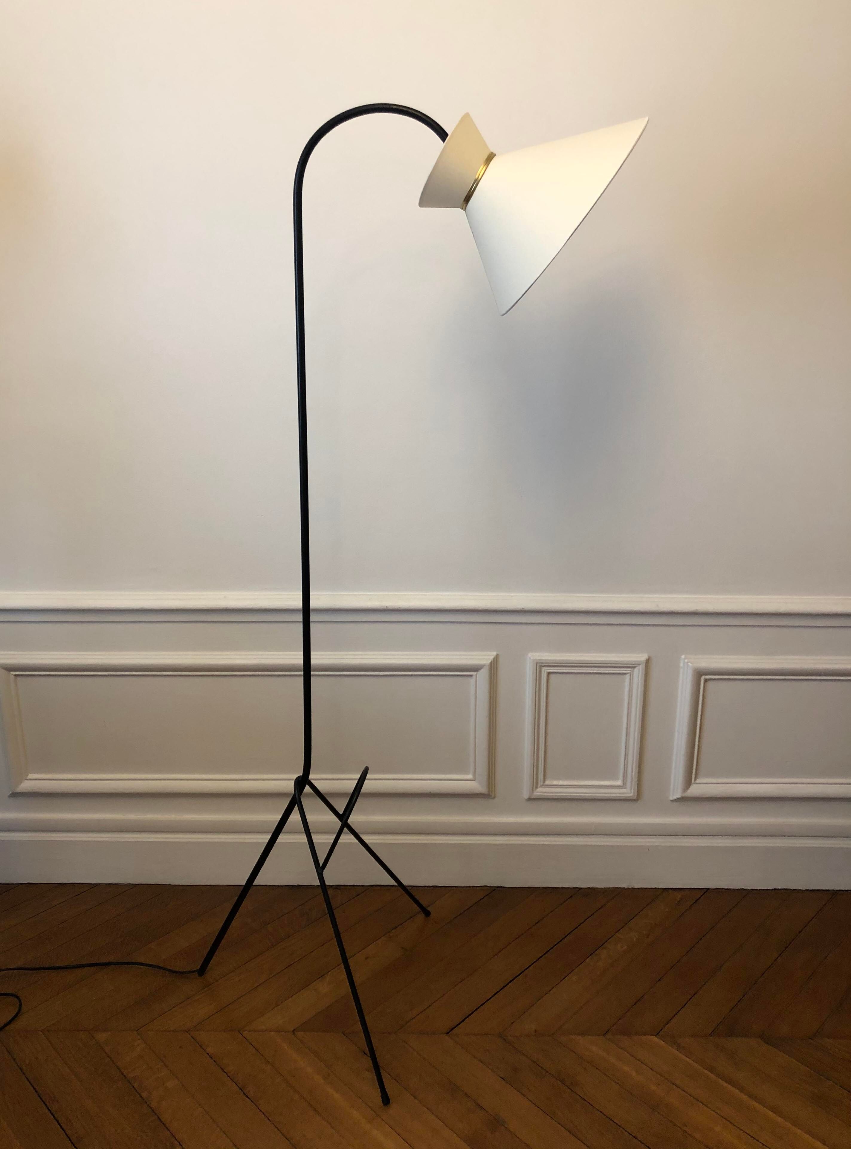 Tripod lamppost with magazine rack and defal day diabolo 1950