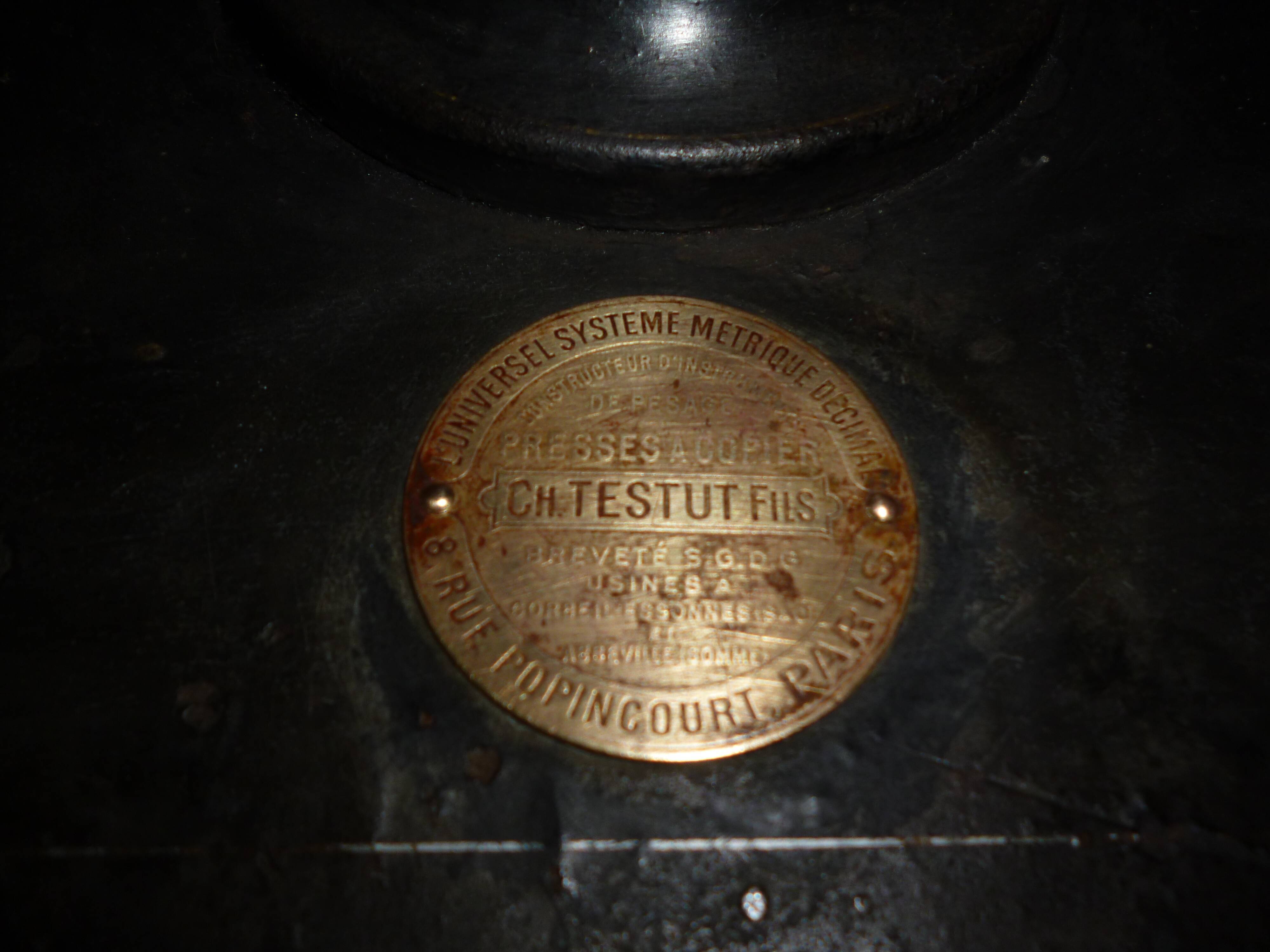 Sgdg patented testut press
