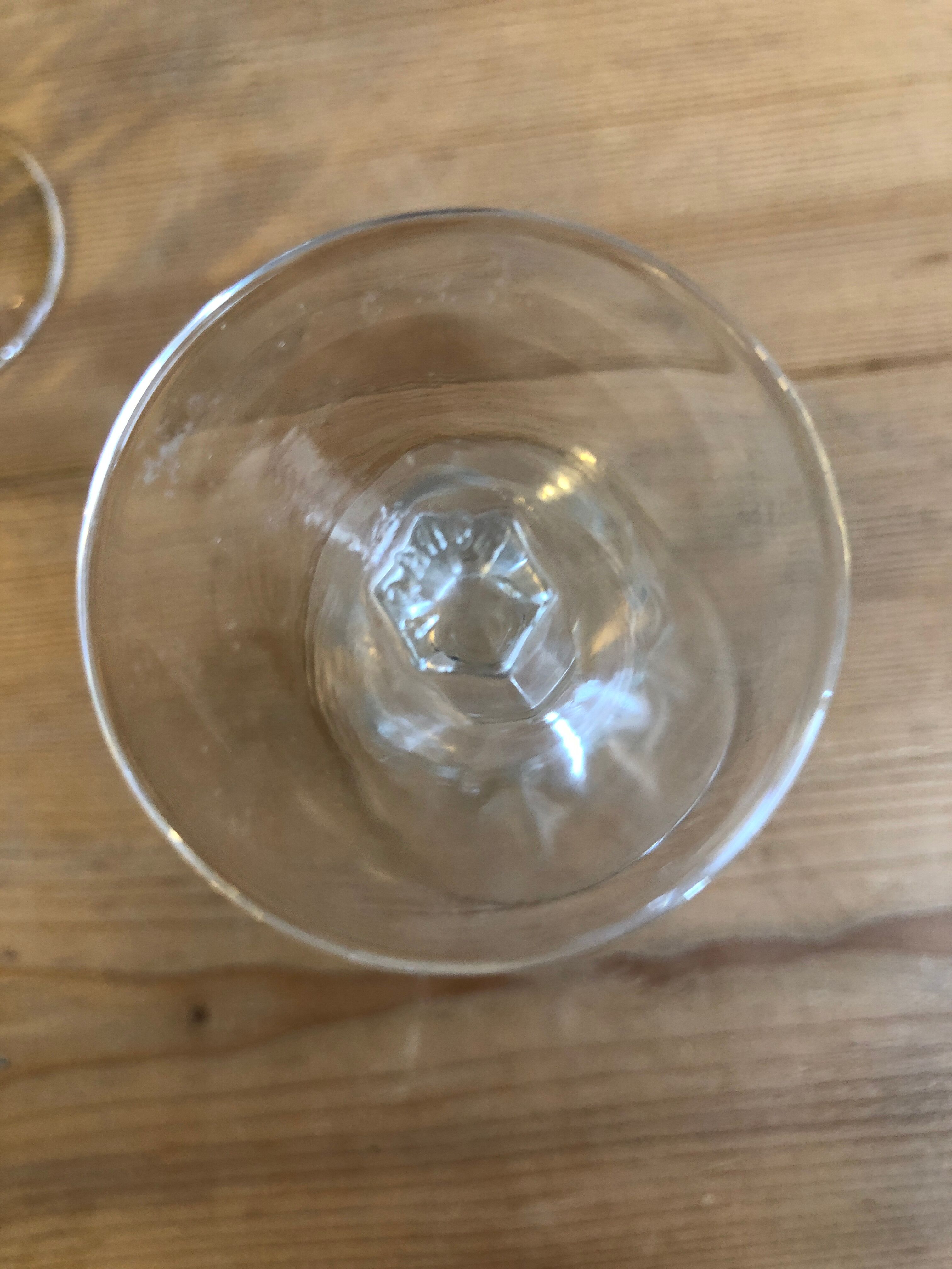 4 liqueur glasses