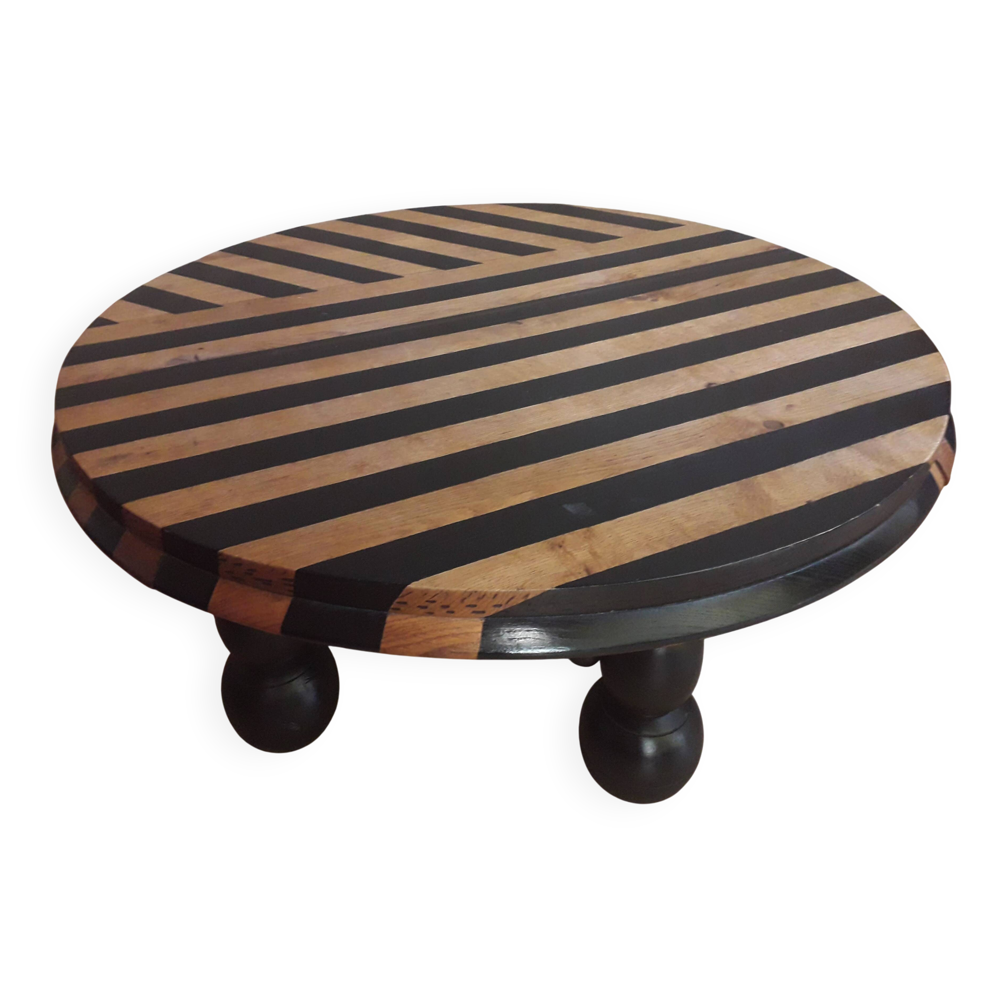 Coffee table attributed to Charles Dudouyt.