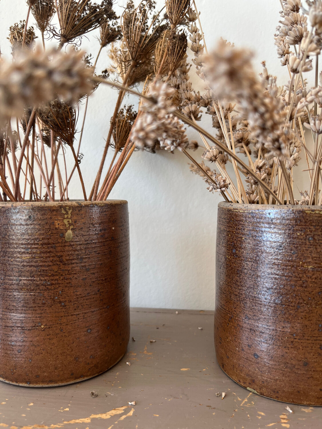 Stoneware pot holder