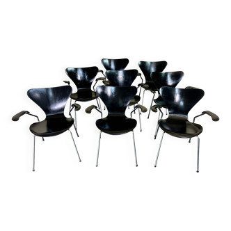 Fritz hansen & arne jacobsen (20th century) – suite of 8 wooden armchairs