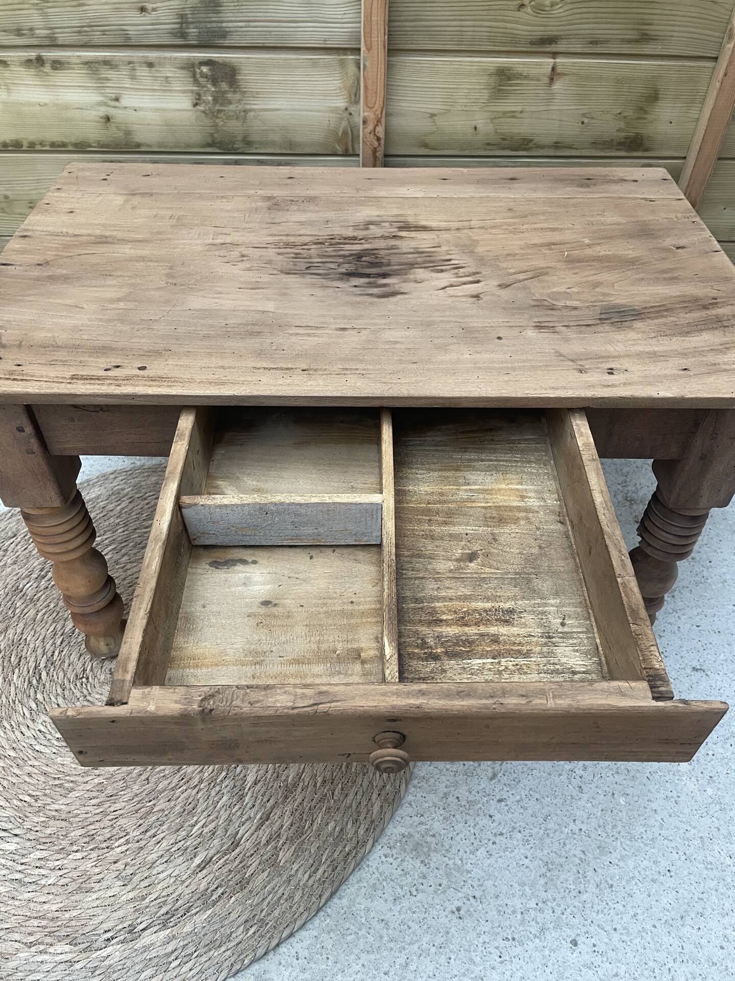 Table basse de ferme