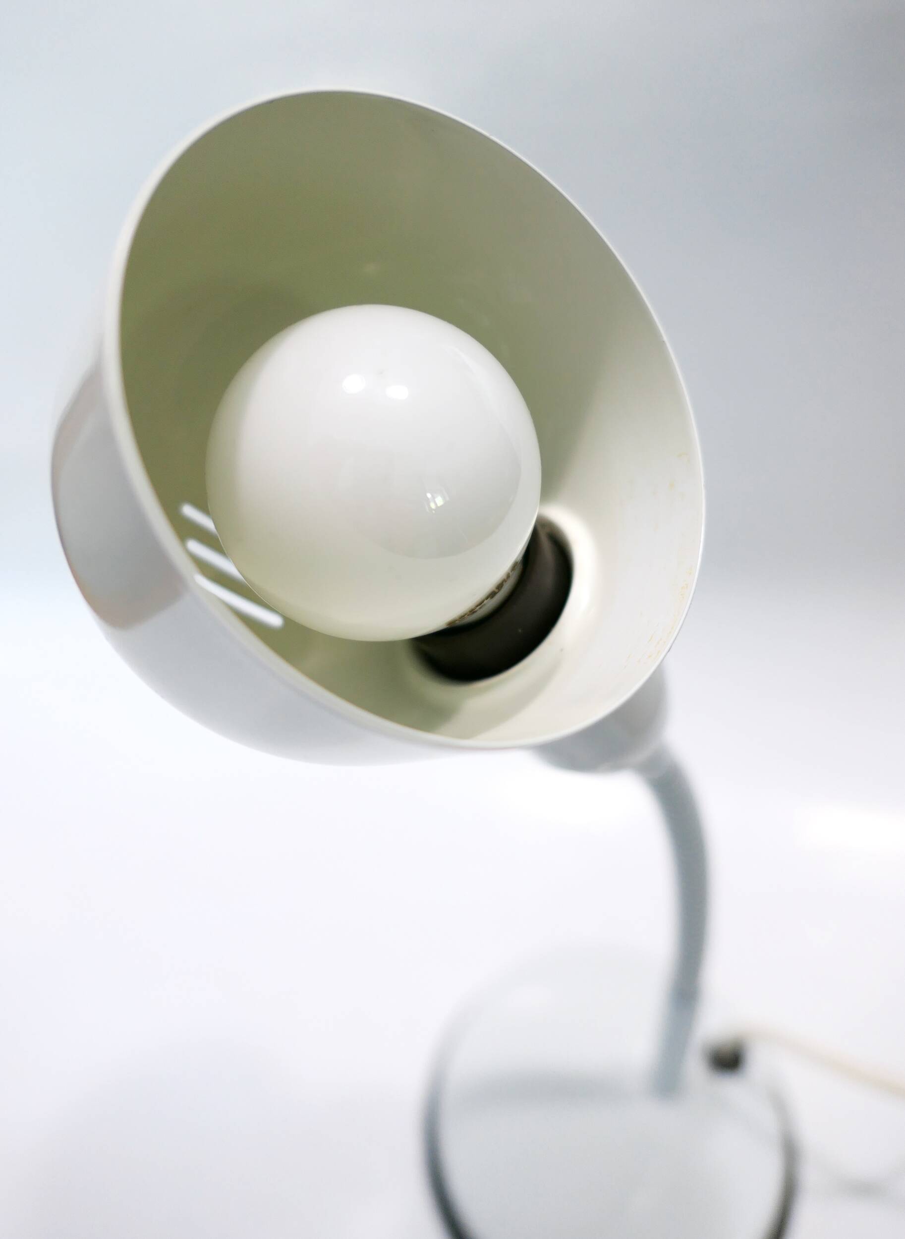 beautiful small Italian desk lamp 1970's Nuova Veneta Lumi