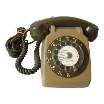 Ancien téléphone fixe à cadran SO.CO.TEL S63 couleur vert olive déco vintage